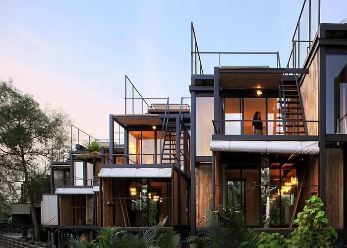 Tree House Bang Kachao Resort 4*