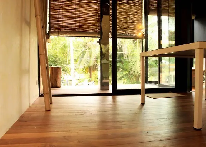 Tree House Bang Kachao Resort 4*